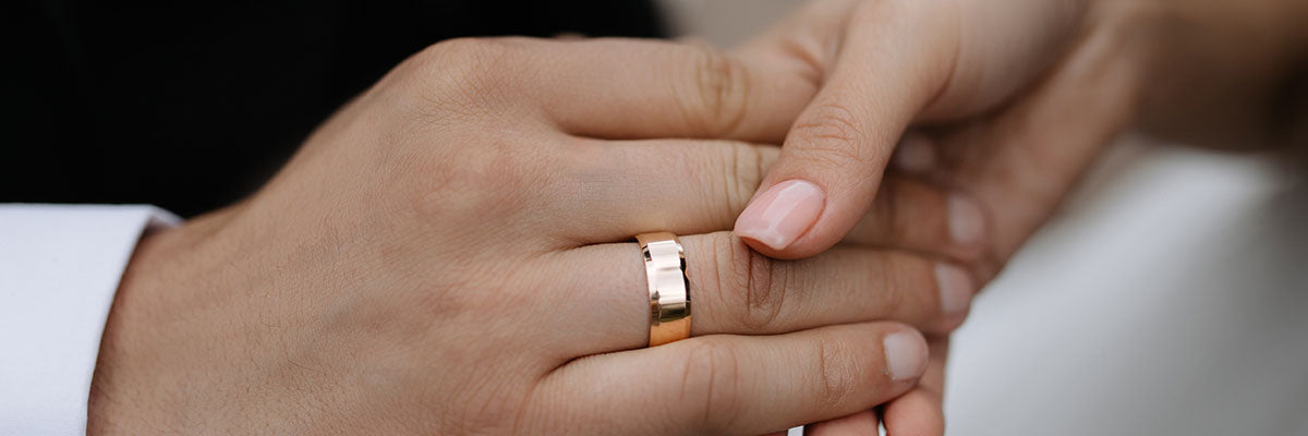 Men's Wedding Band Buying Guide 2023