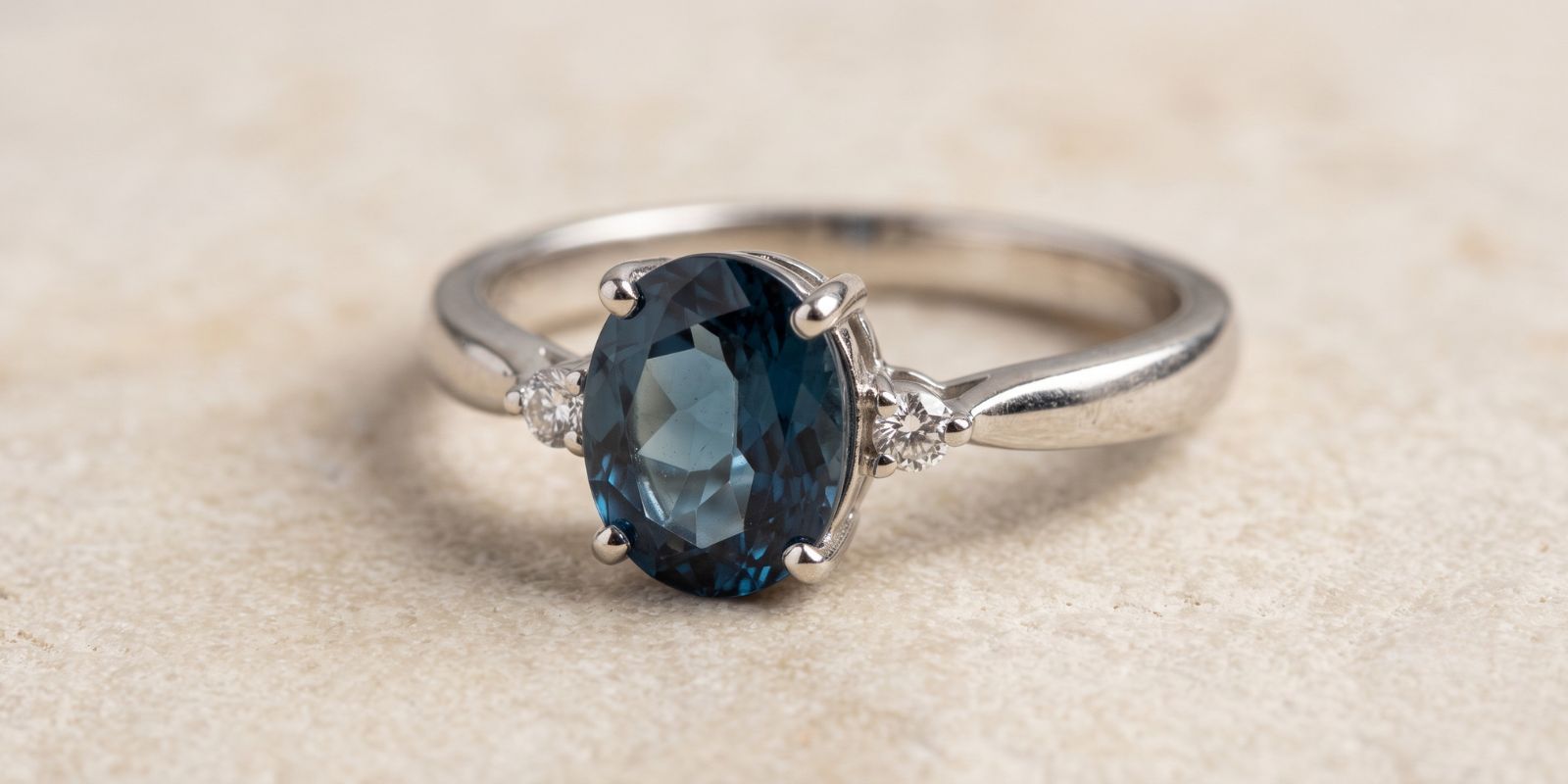 Is London Blue Topaz Right for Your Engagement Rings? Read Why