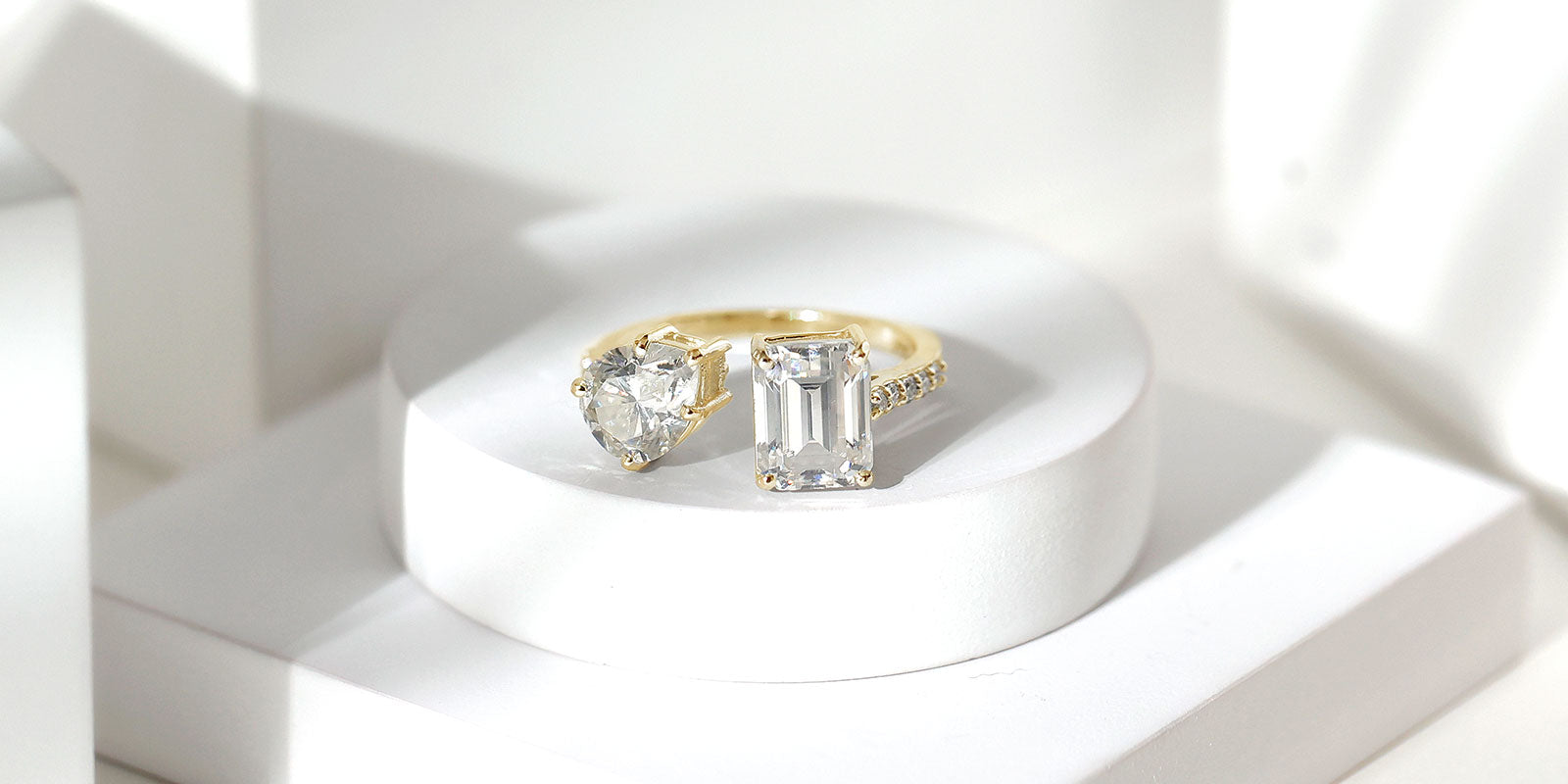 The Modern Love Symbol: Toi et Moi Ring with Lab Diamonds The Modern Love Symbol: Toi et Moi Ring with Lab Diamonds