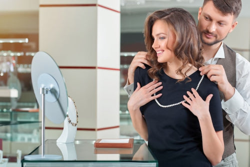 Lab-Grown Diamond Jewelry Reviews: What Customers Are Saying About Their Pieces