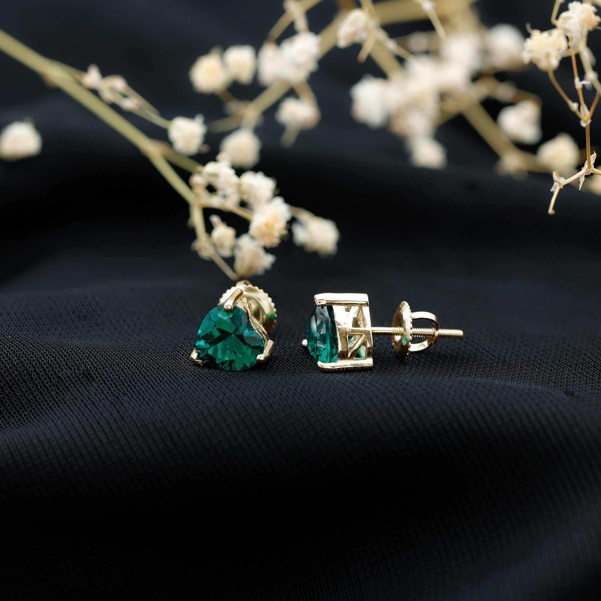 新品・未使用【GODSIZE】ROSE STUD w/emerald 7MM Heart Shape Lab Created Emerald Solitaire Stud Earrings