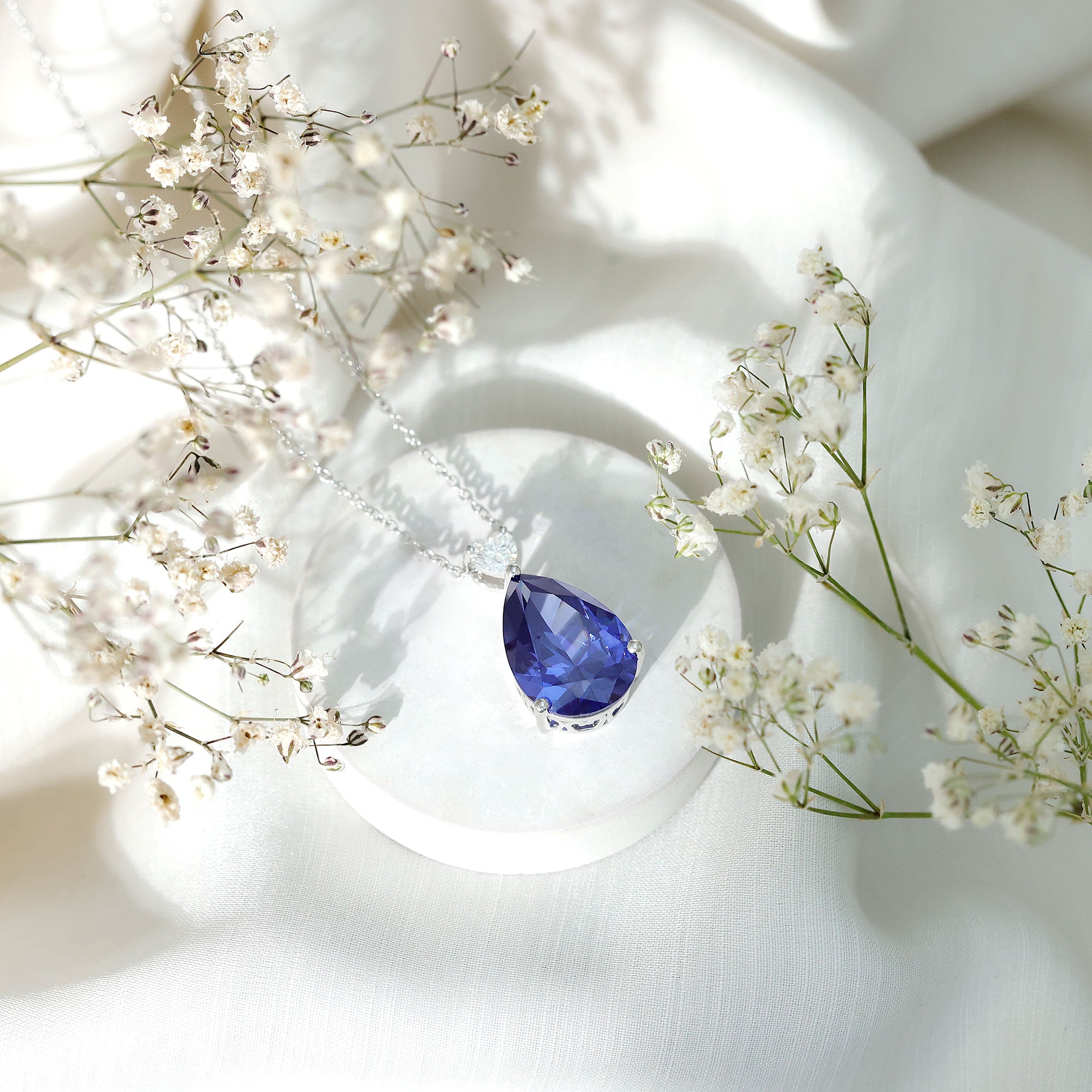 Certified 9 Carat Pear Shape Lab Grown Blue Sapphire Necklace With