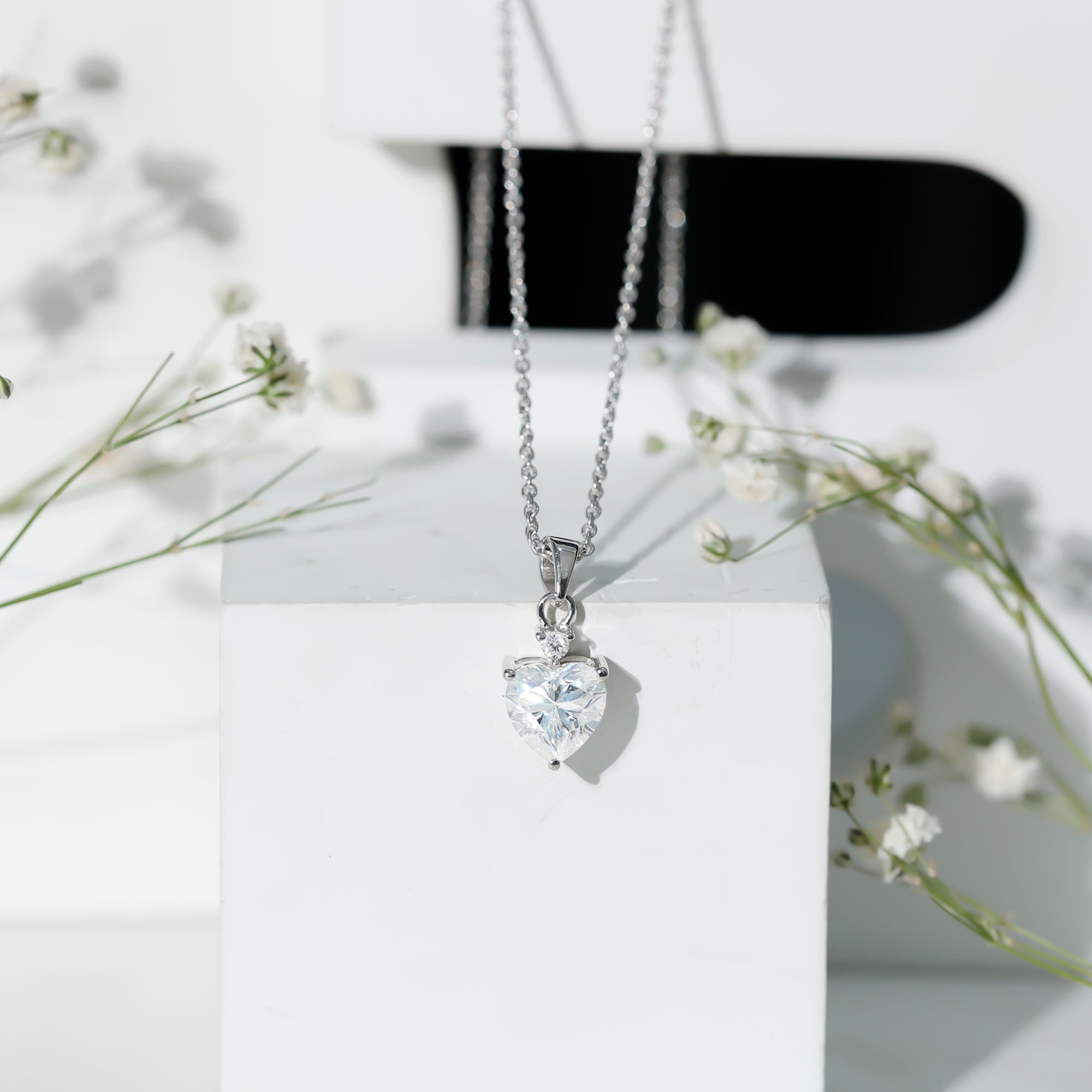 Sterling Silver 2 Carat Moissanite Heart Pendant Necklace D-VS1 92.5 Sterling Silver - Rosec Jewels