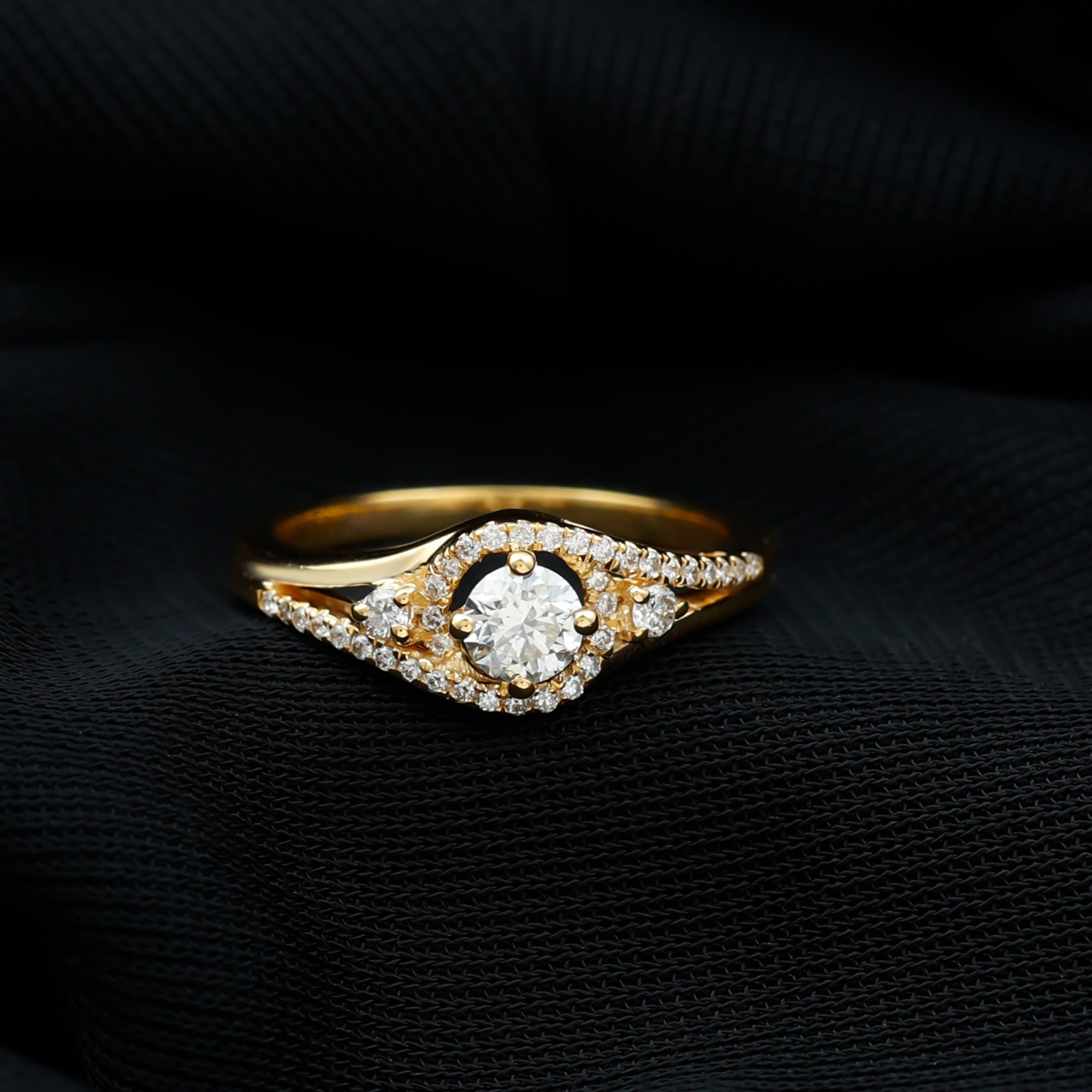 Certified Diamond Classic Engagement Ring in Split Shank Natural - ( HI-SI ) - Rosec Jewels