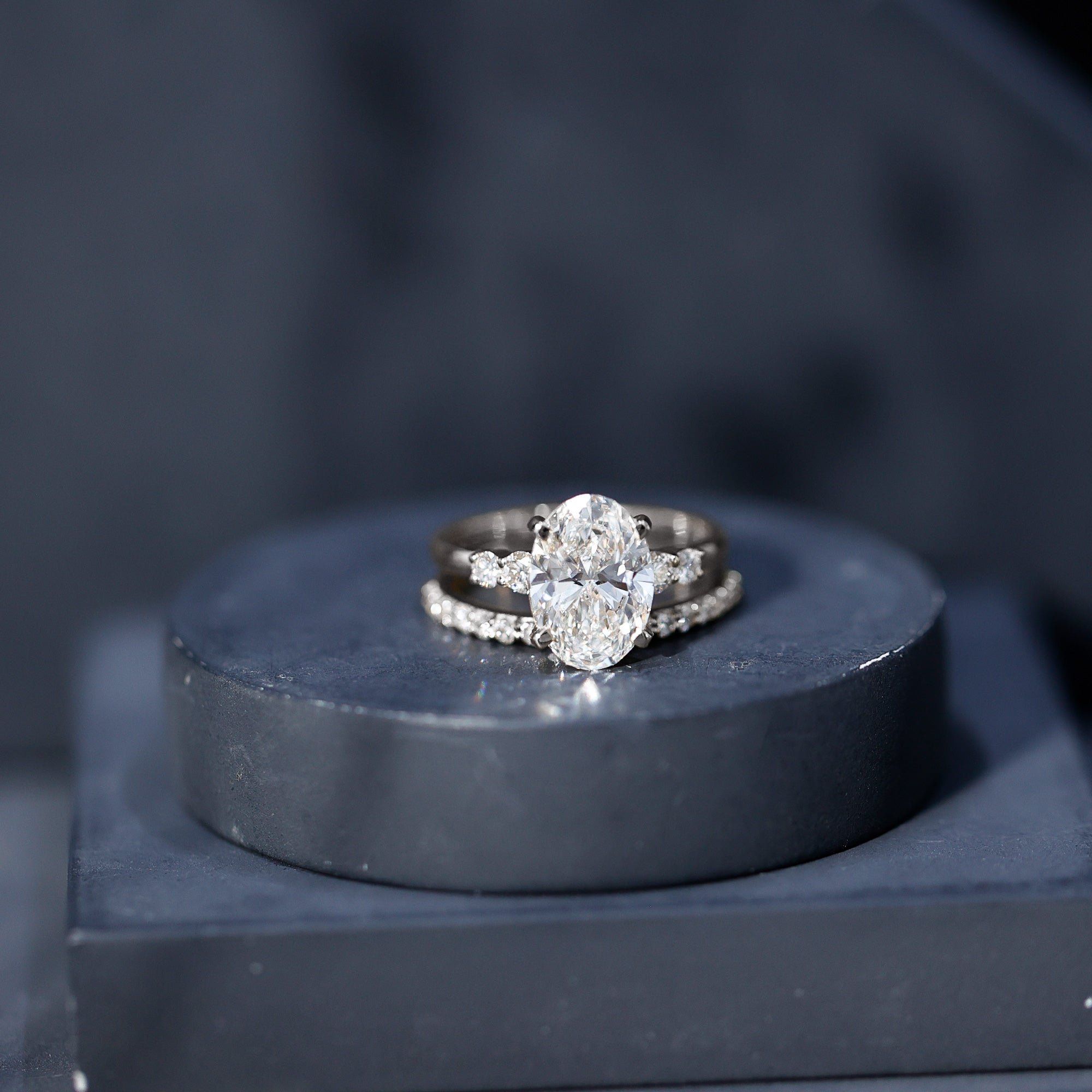4 Carat Oval Wedding Ring Set with IGI Certified Lab Grown Diamond Lab - ( E-VS1 ) - Rosec Jewels