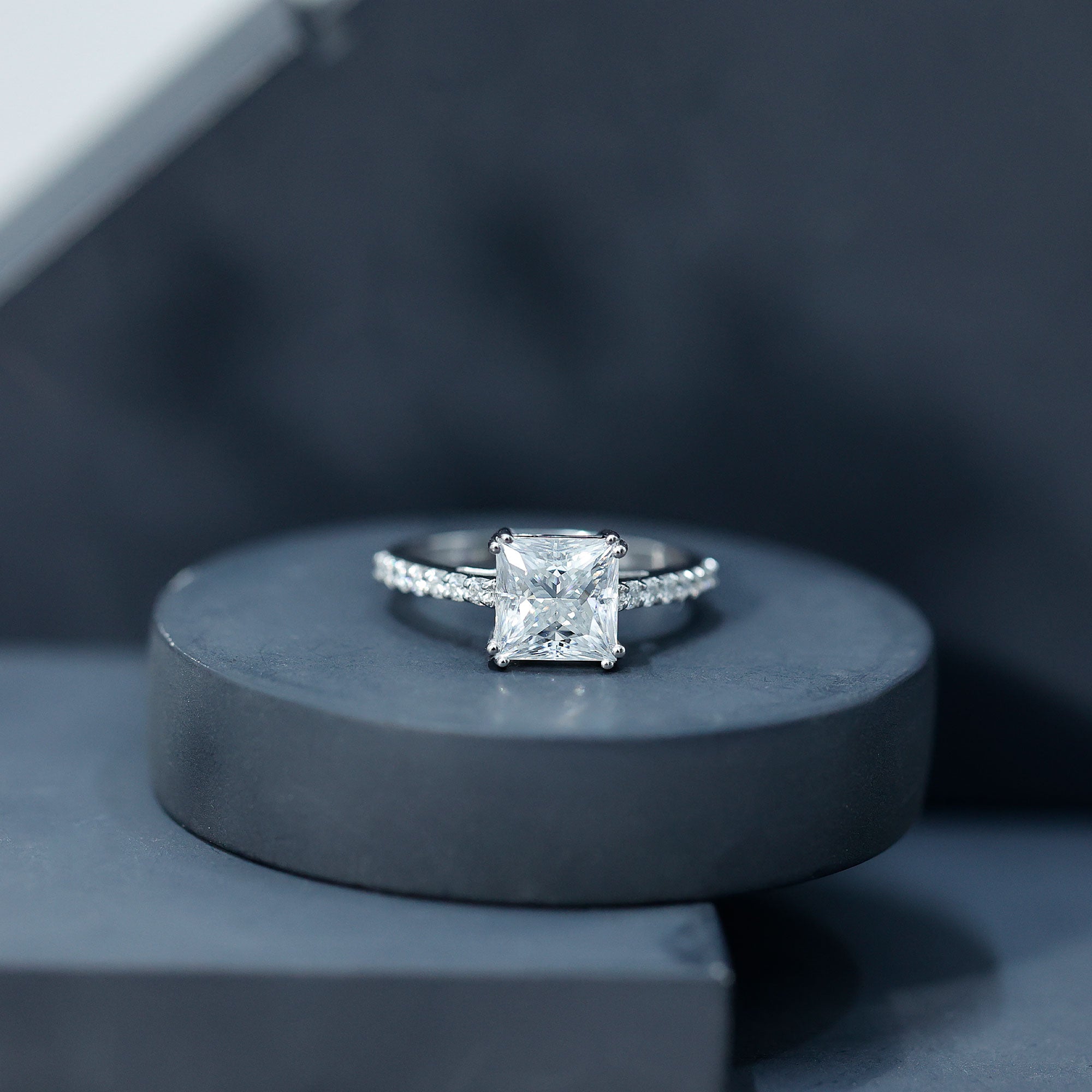 3 Carat Moissanite Princess Cut Engagement Ring With Double Prongs D-VS1 - Rosec Jewels