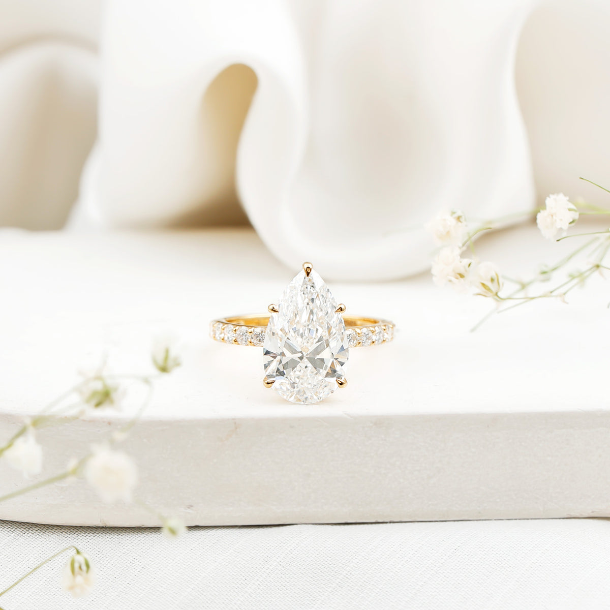 4 Carat Pear Lab Grown Diamond Huge Engagement Ring with IGI Certificate Lab - ( E-VS1 ) - Rosec Jewels