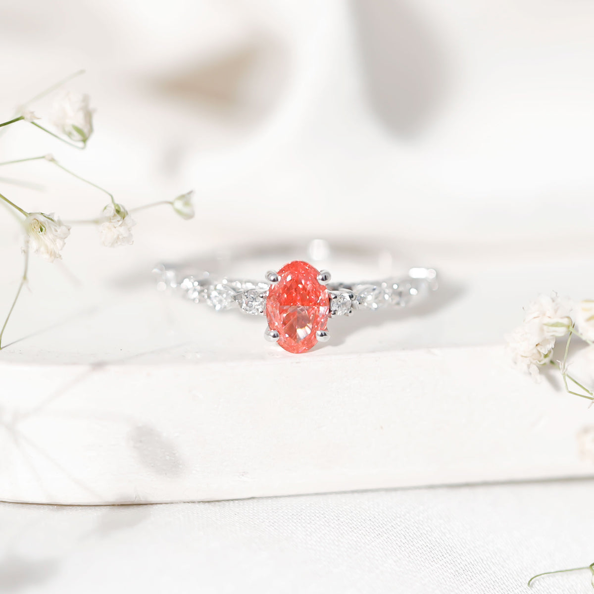 1 Carat Oval Lab Grown Pink Diamond Engagement Ring IGI Certified Fancy Pink - VS1 - Rosec Jewels