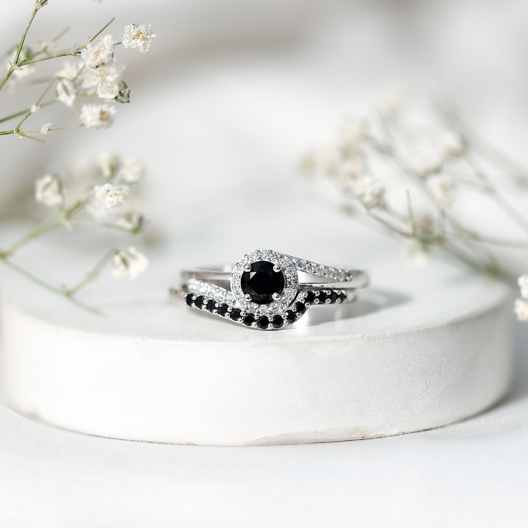 Certified Lab Grown Black and White Diamond Engagement Ring Set for Women AAAA ( Synthetic ) - Rosec Jewels