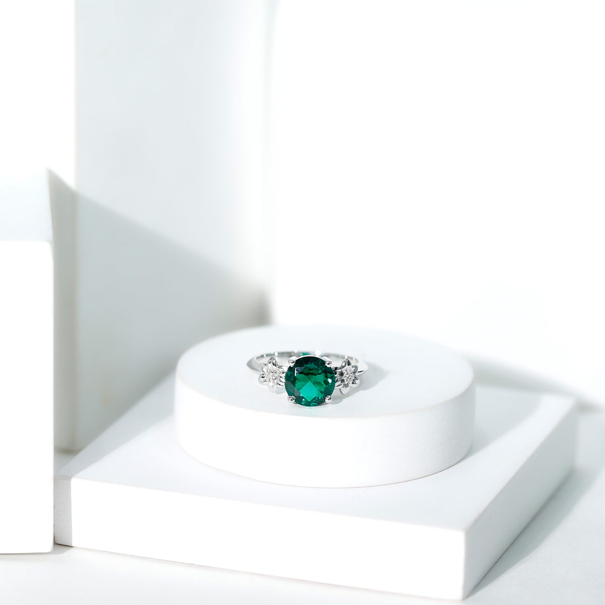 Certified Lab Grown Emerald Flower Engagement Ring with Diamond AAAA - Rosec Jewels