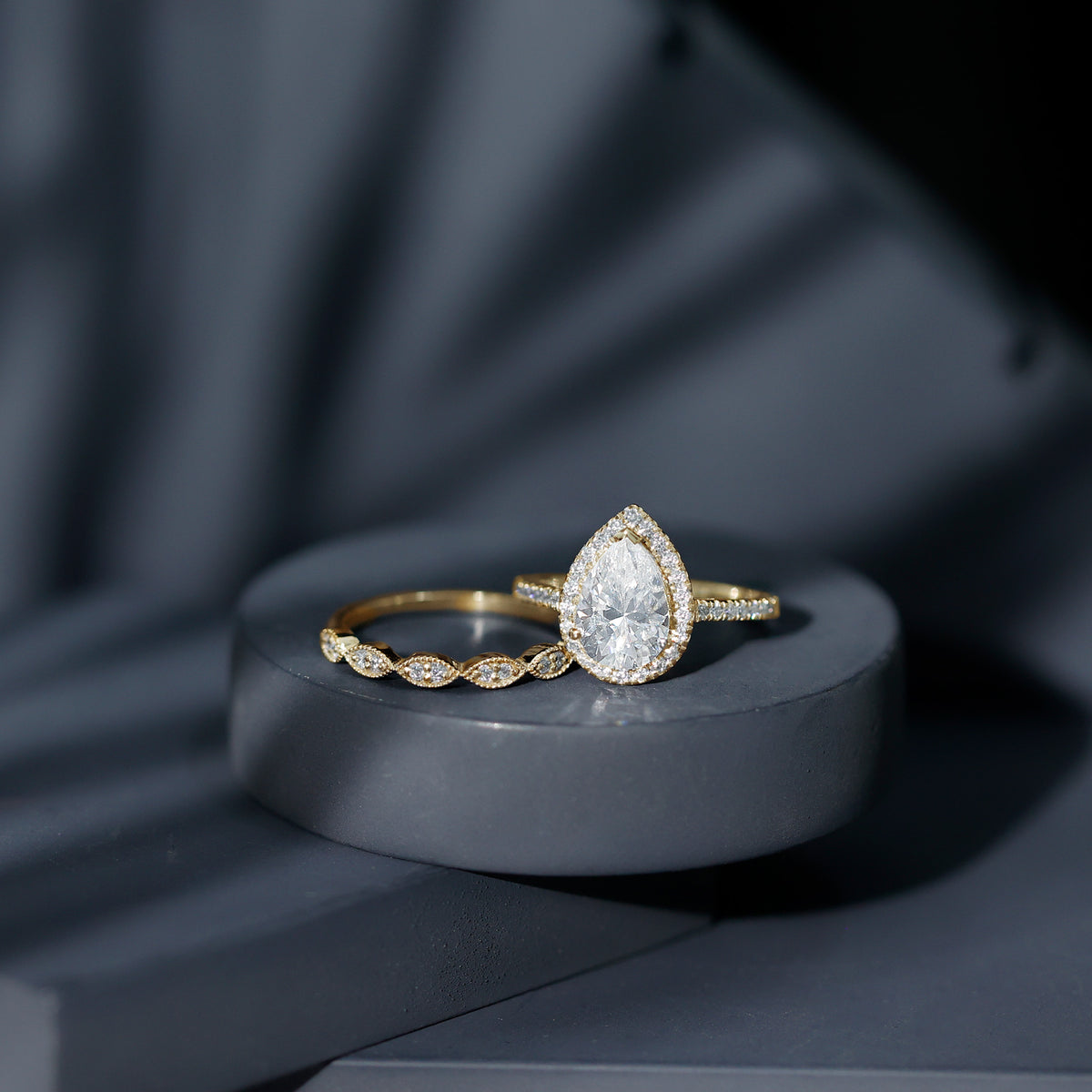 Certified Moissanite Teardrop Engagement Ring Set D-VS1 - Rosec Jewels