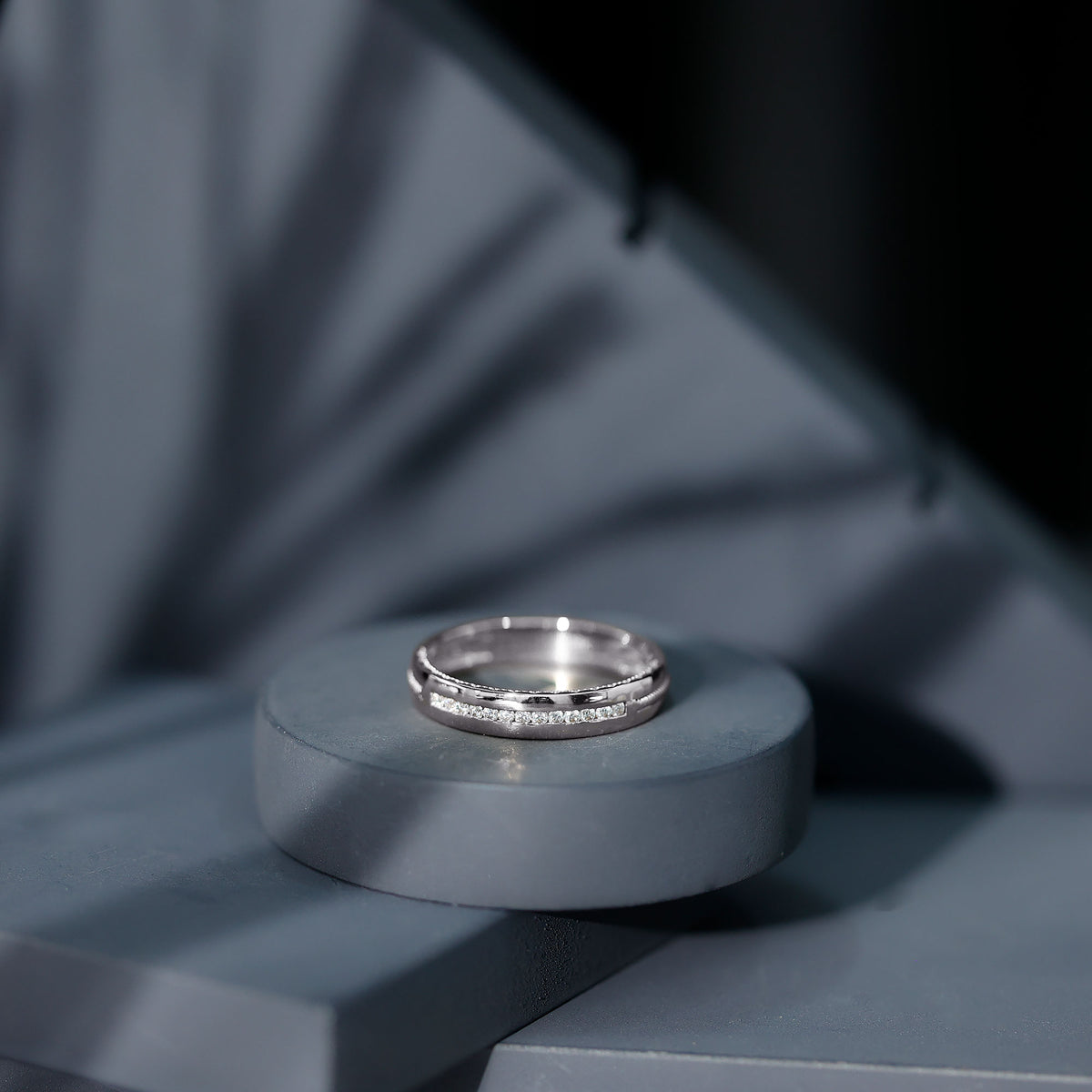 Brilliant Cut Moissanite Wedding Band D-VS1 - Rosec Jewels
