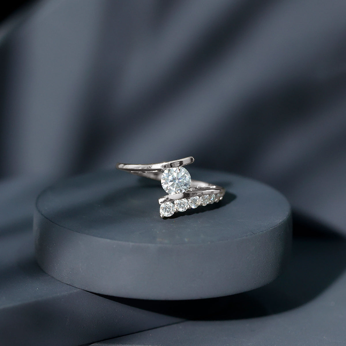 IGI Certified 1 Carat Lab Grown Diamond Bypass Engagement Ring Lab - ( E-VS1 ) - Rosec Jewels