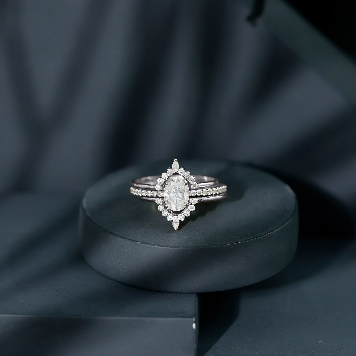 IGI Certified 1 Carat Oval Lab Grown Diamond Trio Wedding Ring Set Lab - ( E-VS1 ) - Rosec Jewels