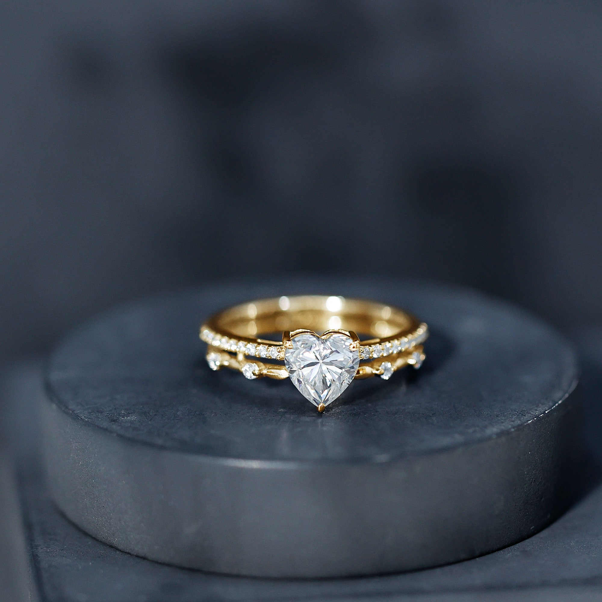 7 mm Heart Moissanite Solitaire Double Band Ring Set D-VS1 - Rosec Jewels