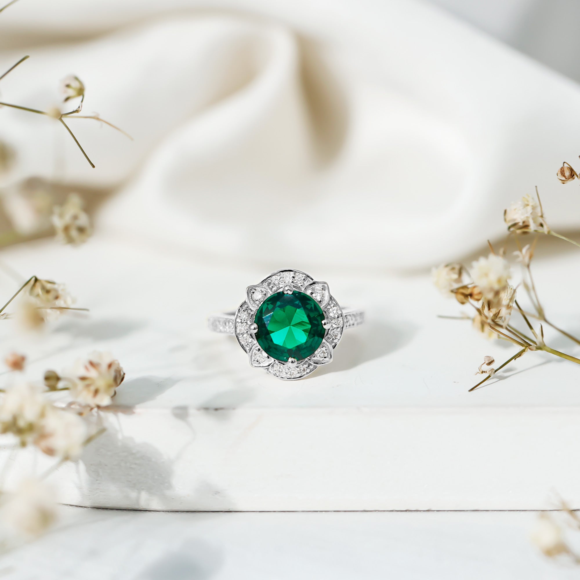 2 Carat Lab Grown Emerald Vintage Inspired Engagement Ring with Diamond AAAA - Rosec Jewels