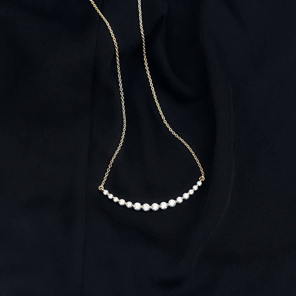 1 CT Elegant Zircon Curved Necklace in Gold Zircon - ( AAAA ) - Quality - Rosec Jewels