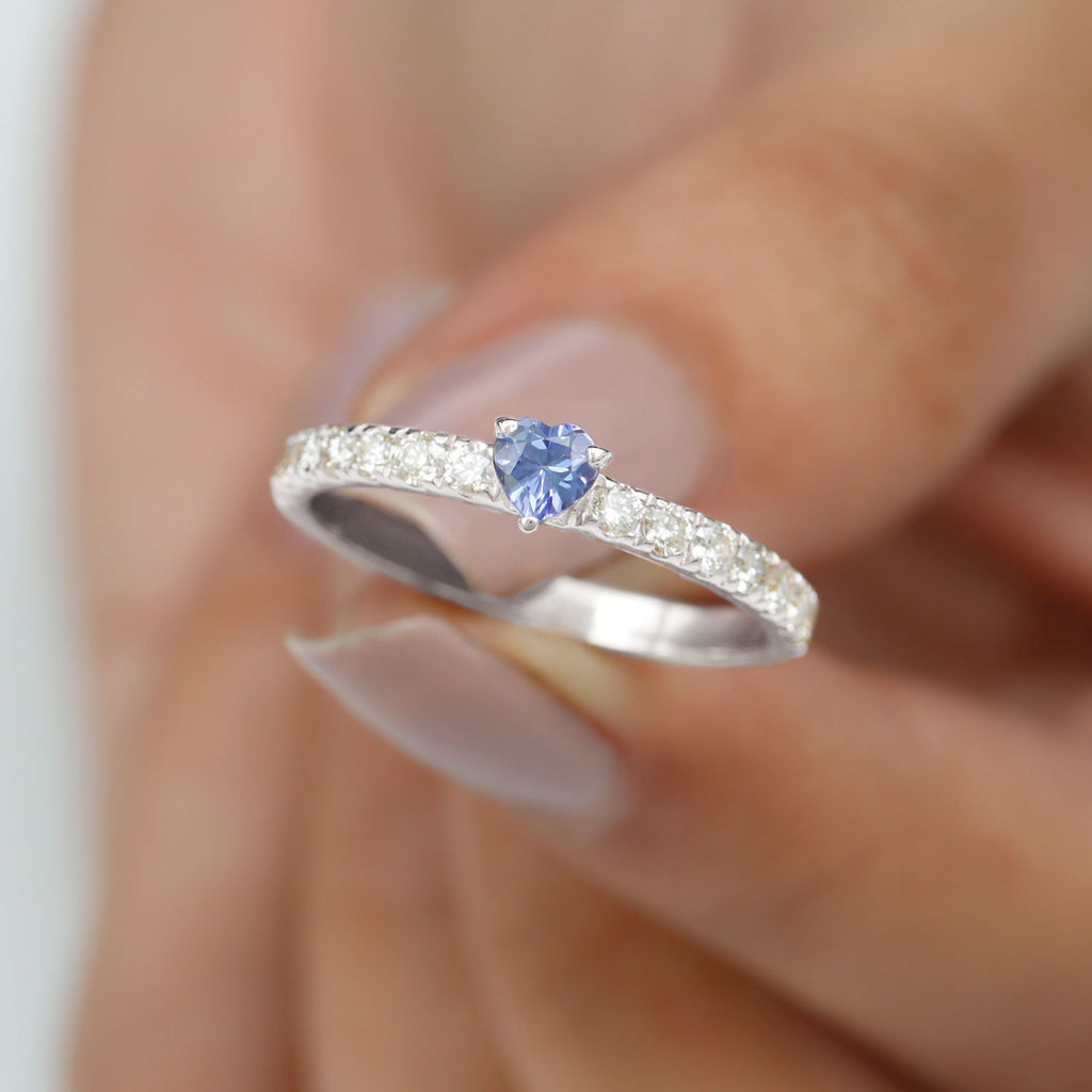 1.50 CT Heart Shaped Tanzanite Solitaire Ring with Moissanite